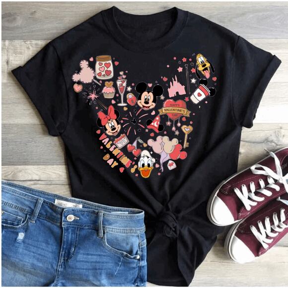 Handmade Tops - Valentines Day Disney Heart T-Shirt Size L